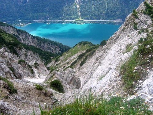 Auf dem Weg zur Seebergspitze mit Blick auf den Achensee