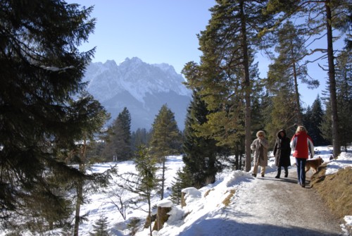 Winterwanderung von Garmisch-Partenkirchen auf Sankt Martin am Grasberg