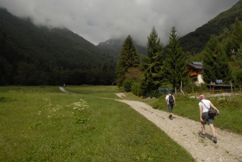 Rundwanderung von Malga Grassi über das Rif. Nino Percini und Bocca Saval