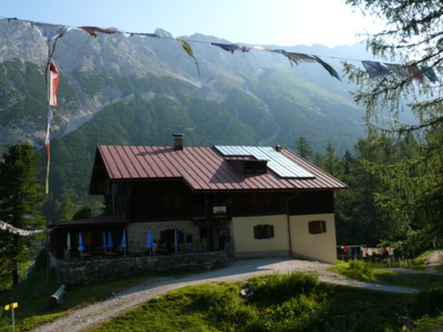 Vom Hallangerhaus zur Hinterhornalm über den Knappensteig