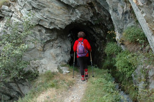 Wasserleitungsweg im Rhonetal von Eggerberg nach Ze Steinu