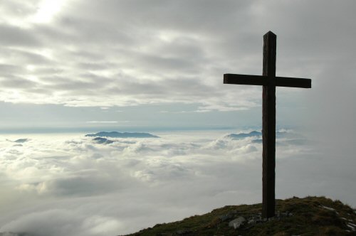 Gipfelkreuz auf dem Monte Boglia