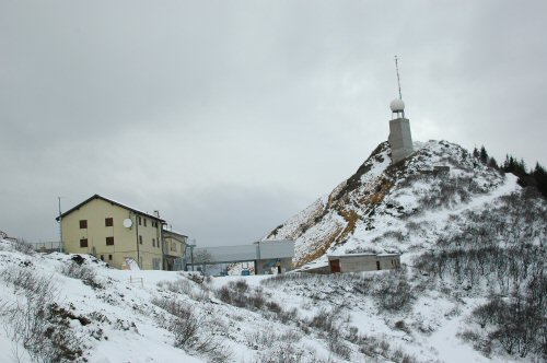 Gipfelstation und Wetterwarte auf dem Monte Lemo