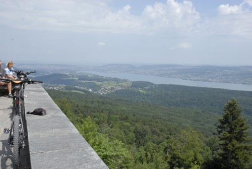 Wanderung auf das Albishorn und Rückweg über den Sihlwald